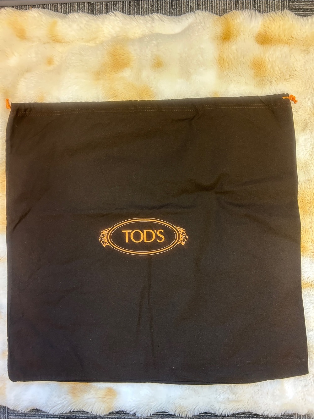 Like New Tod’s Large Brown Cotton Dust Bag with Drawstring 23”W x 22”H